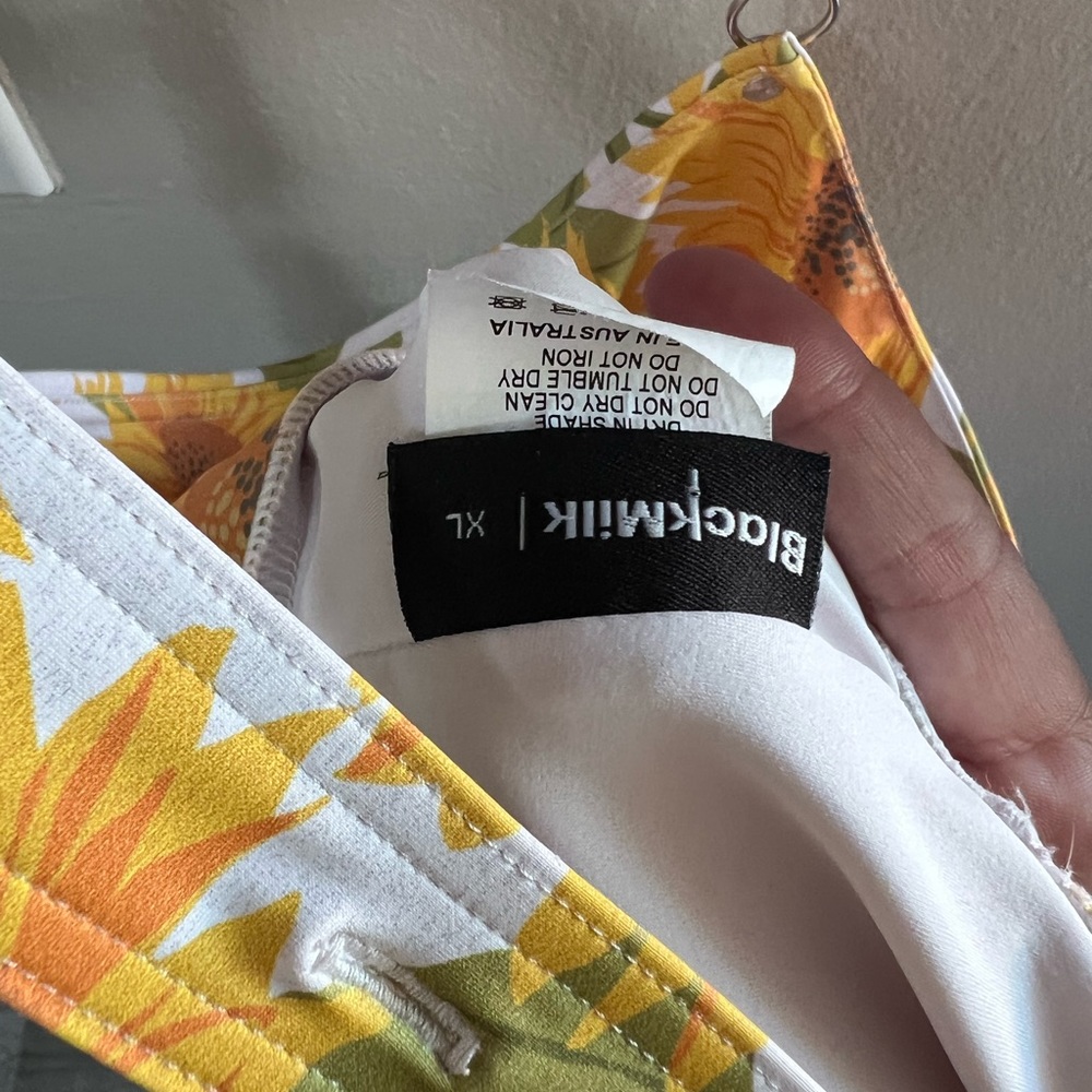 Overall body suit sunflower print - Picture 3 of 3